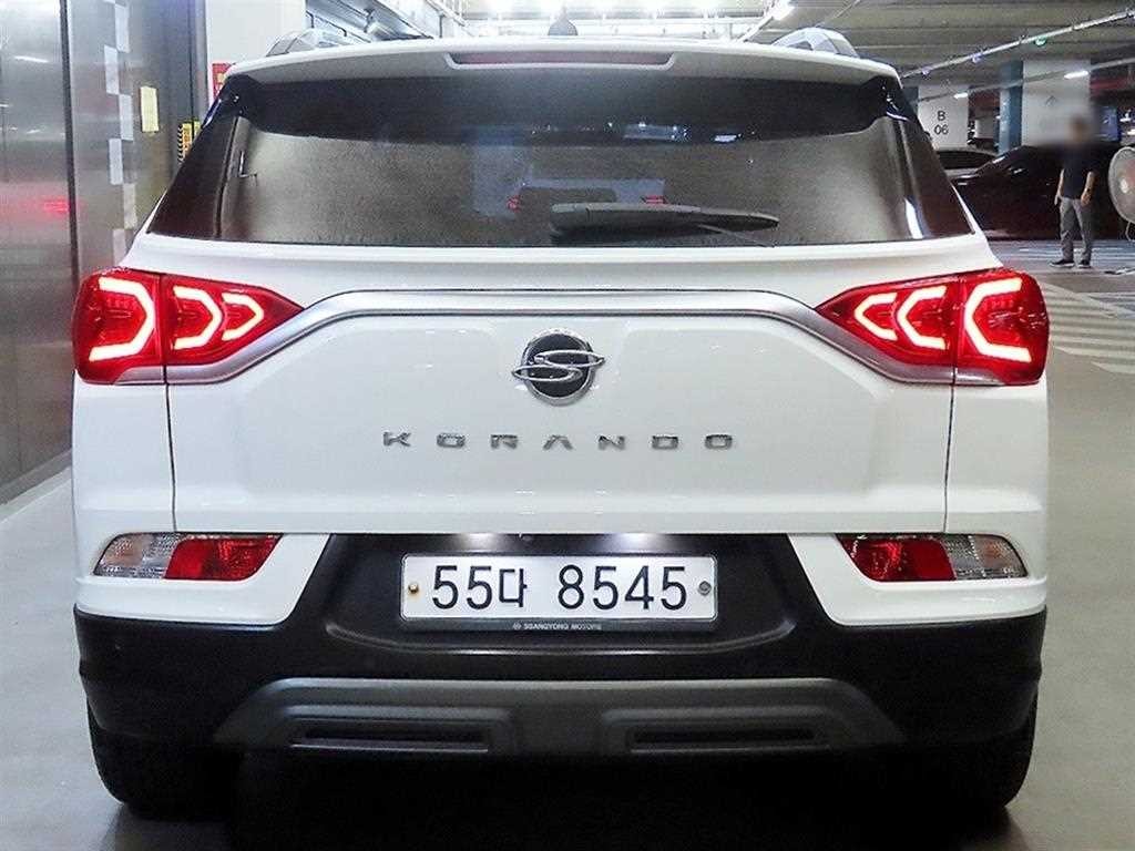 KG모빌리티(쌍용) 코란도 뷰티풀코란도 2WD 디젤 1.6 판타스틱 이미지 5