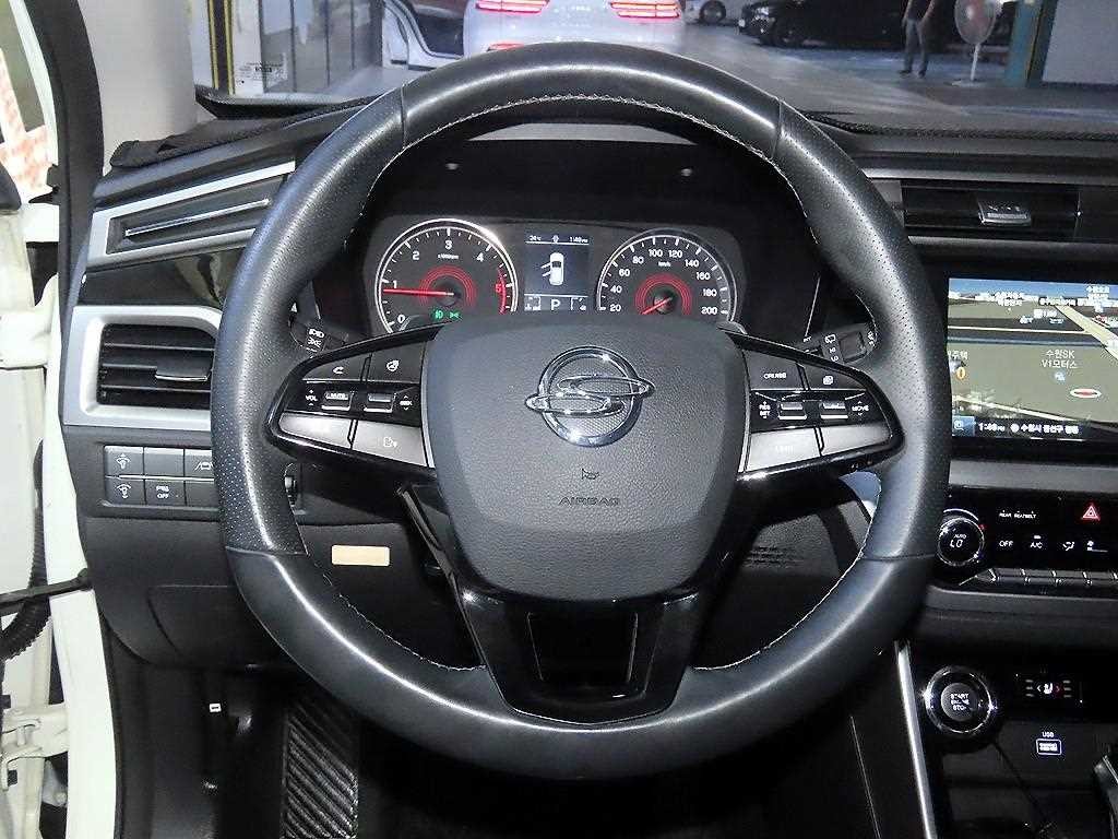 KG모빌리티(쌍용) 코란도 뷰티풀코란도 2WD 디젤 1.6 판타스틱 이미지 8