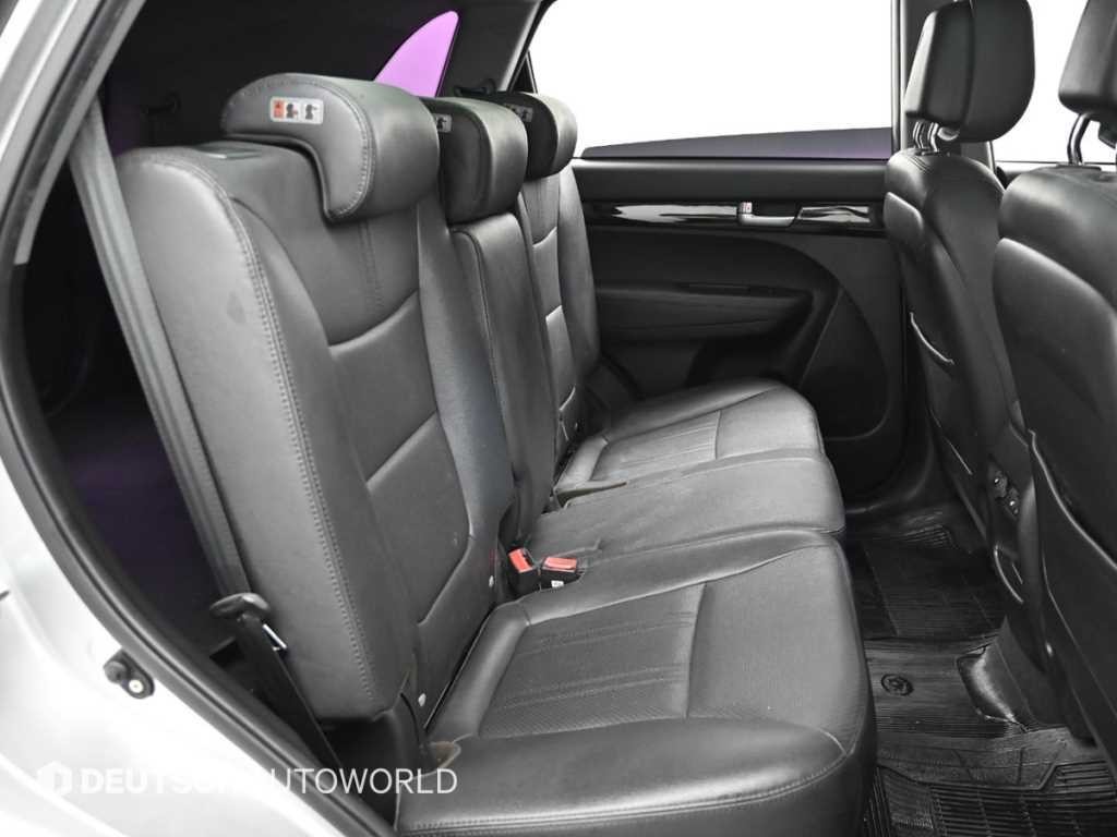 기아 쏘렌토 뉴 쏘렌토 R 2WD 2.0 TLX 스페셜 이미지 12