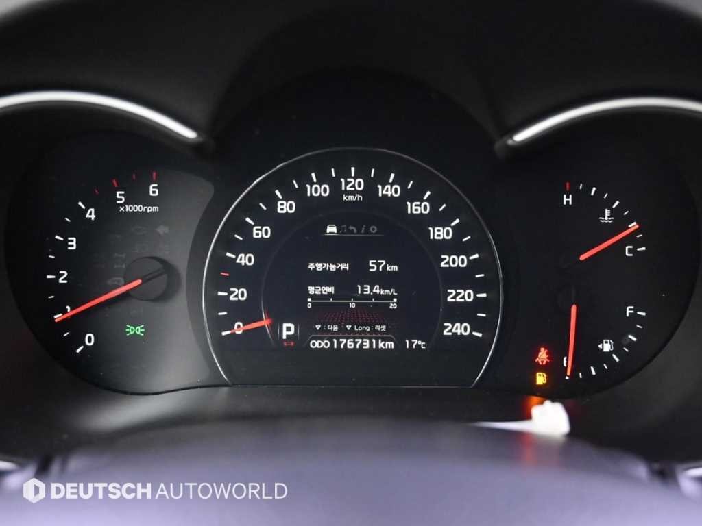 기아 쏘렌토 뉴 쏘렌토 R 2WD 2.0 TLX 스페셜 이미지 8
