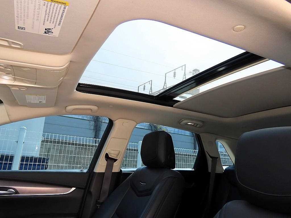 캐딜락 XT5 3.6 플래티넘 AWD 이미지 17