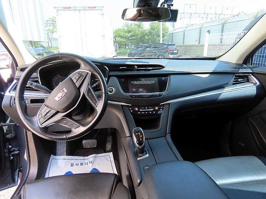 캐딜락 XT5 3.6 플래티넘 AWD 이미지 7