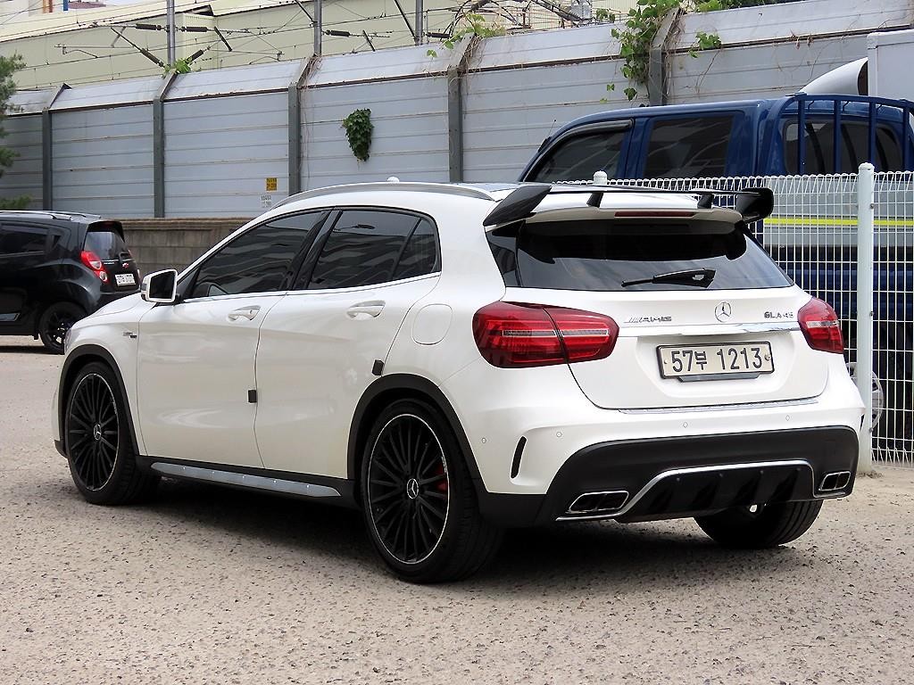 벤츠 GLA 클래스 GLA클래스 X156 GLA45 AMG 4MATIC 이미지 3