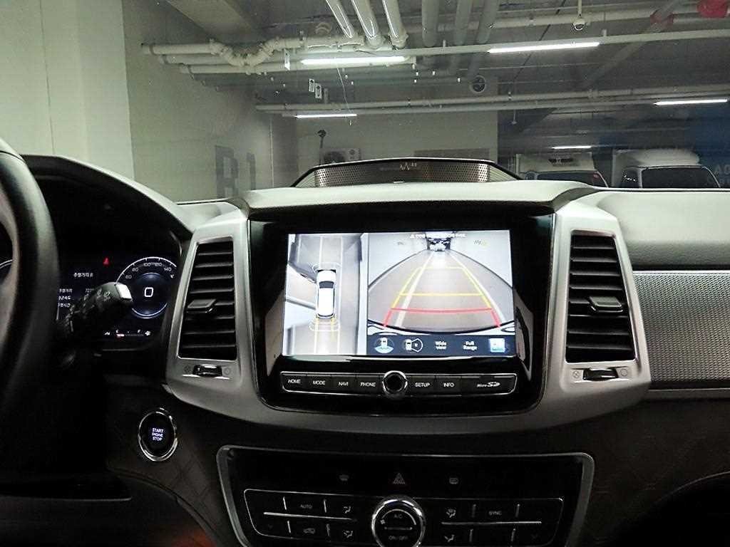KG모빌리티(쌍용) 렉스턴 올 뉴 렉스턴 (Y450) 디젤 2.2 4WD 시그니처 이미지 16