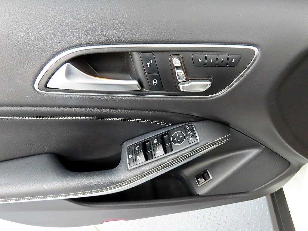 벤츠 GLA 클래스 GLA클래스 X156 GLA220 이미지 11