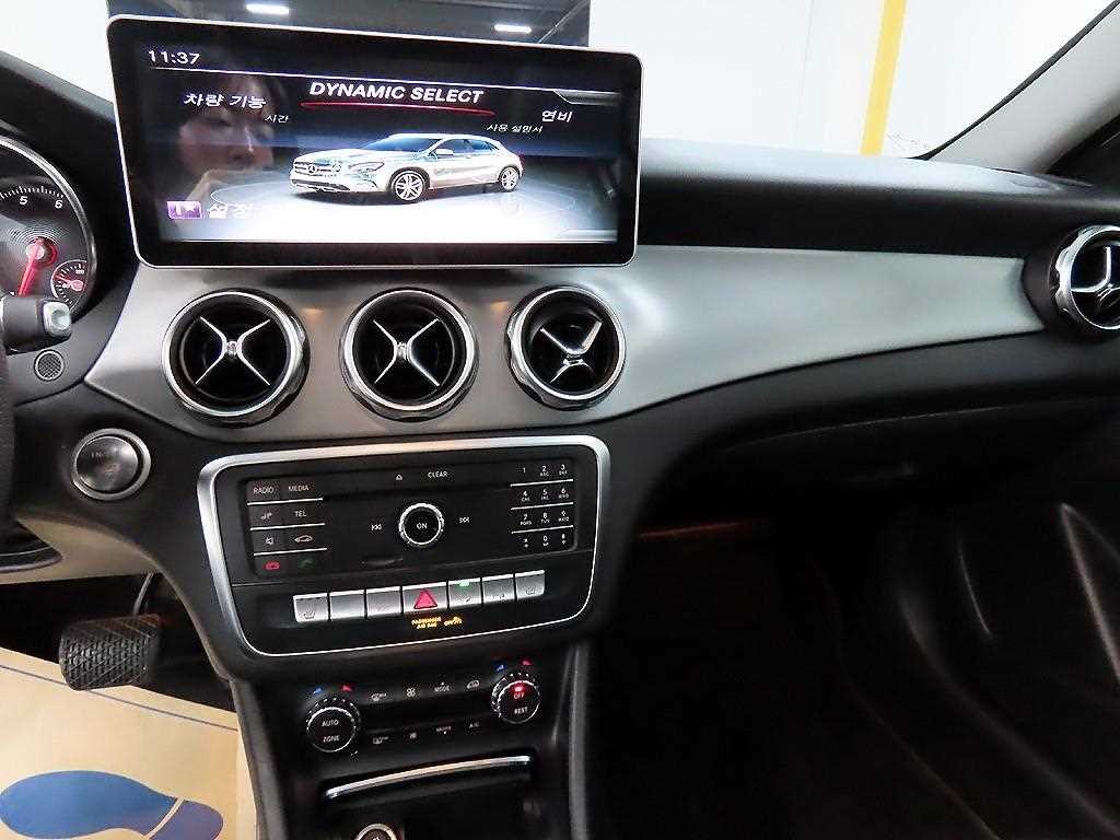벤츠 GLA 클래스 GLA클래스 X156 GLA220 이미지 13
