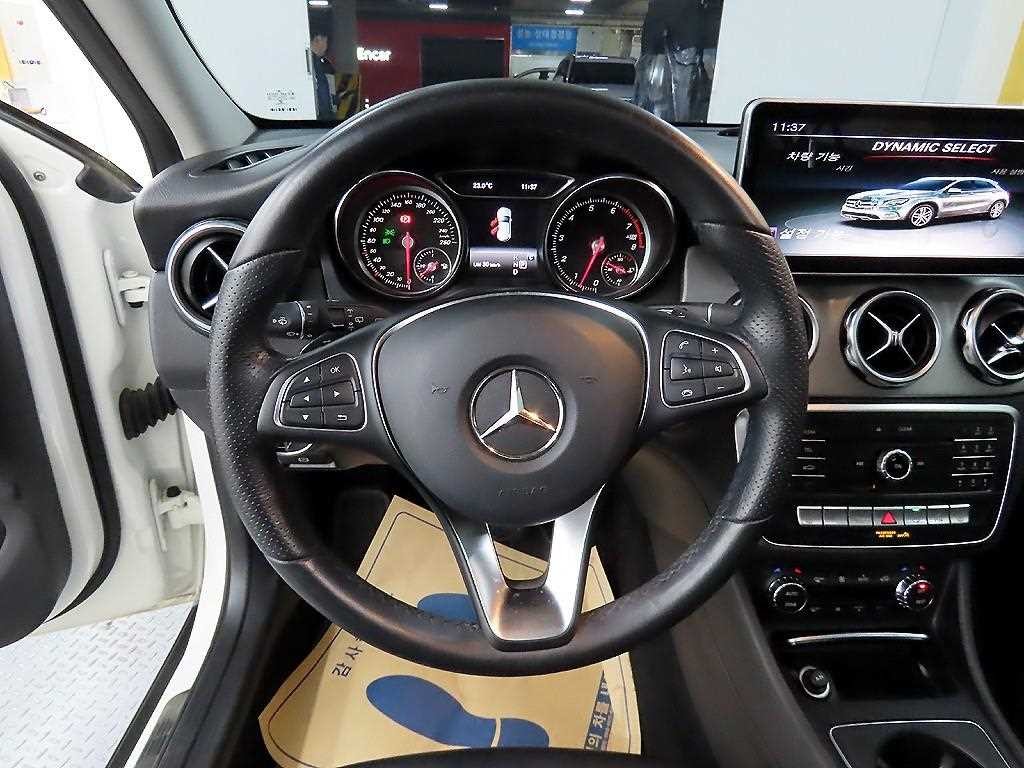 벤츠 GLA 클래스 GLA클래스 X156 GLA220 이미지 9