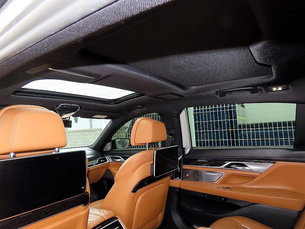 BMW 7시리즈 7시리즈 (G11) 730Ld xDrive M 스포츠 이미지 16