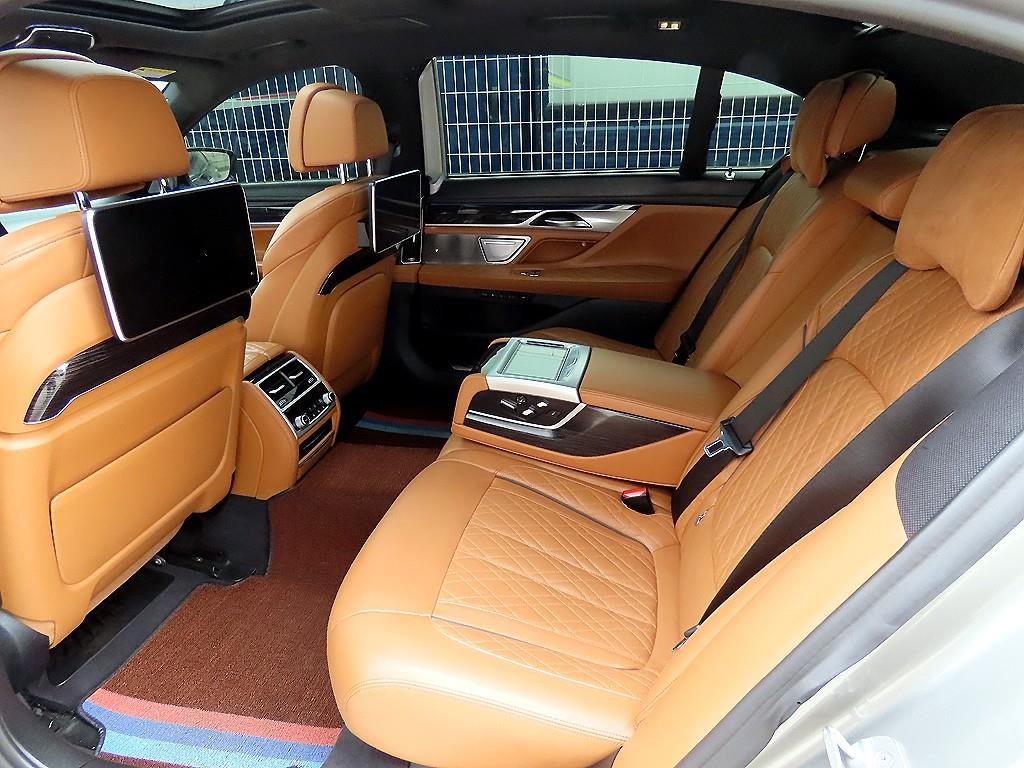 BMW 7시리즈 7시리즈 (G11) 730Ld xDrive M 스포츠 이미지 6