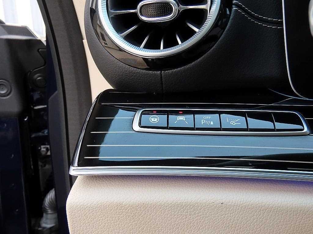 벤츠 CLS 클래스 CLS클래스 C257 CLS 450 4MATIC AMG Line 이미지 12