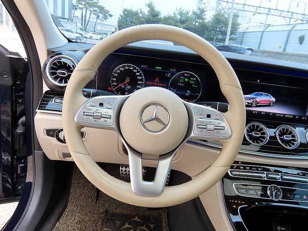 벤츠 CLS 클래스 CLS클래스 C257 CLS 450 4MATIC AMG Line 이미지 8