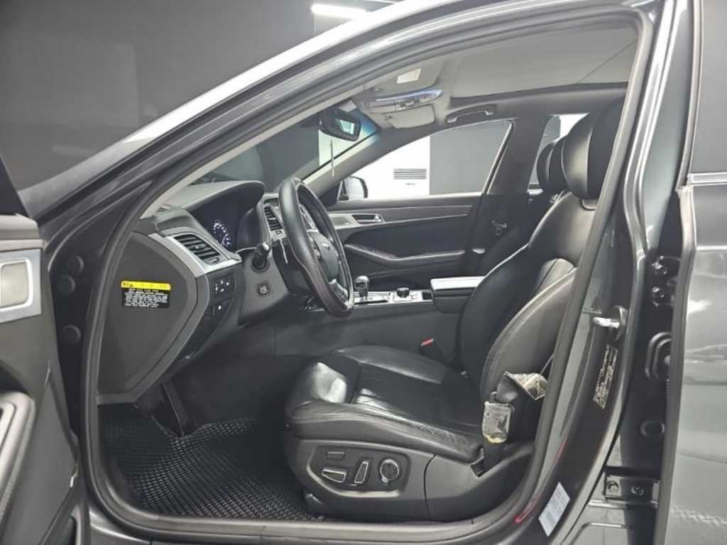제네시스 G80 3.3 GDI AWD 프리미엄 럭셔리 이미지 6