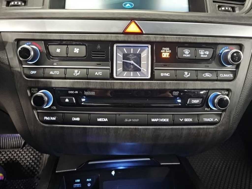 제네시스 G80 3.3 GDI AWD 프리미엄 럭셔리 이미지 9