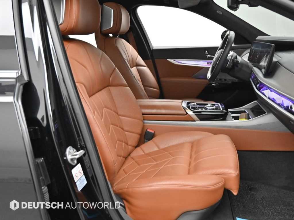 BMW 7시리즈 7시리즈 (G70) 740i sDrive 디자인퓨어 엑셀런스 이미지 10