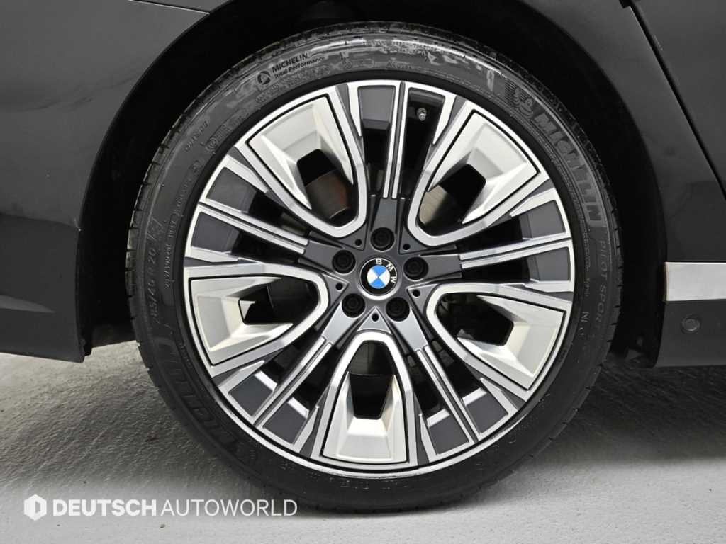 BMW 7시리즈 7시리즈 (G70) 740i sDrive 디자인퓨어 엑셀런스 이미지 5