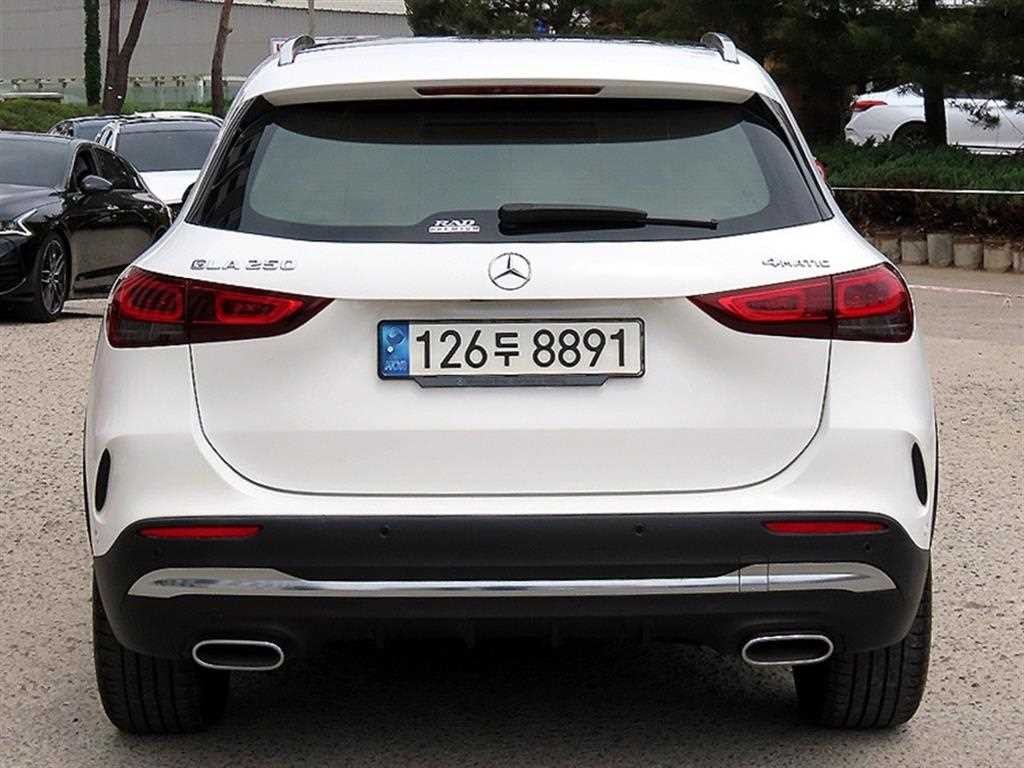 벤츠 GLA 클래스 GLA클래스 H247 GLA250 4MATIC 이미지 4