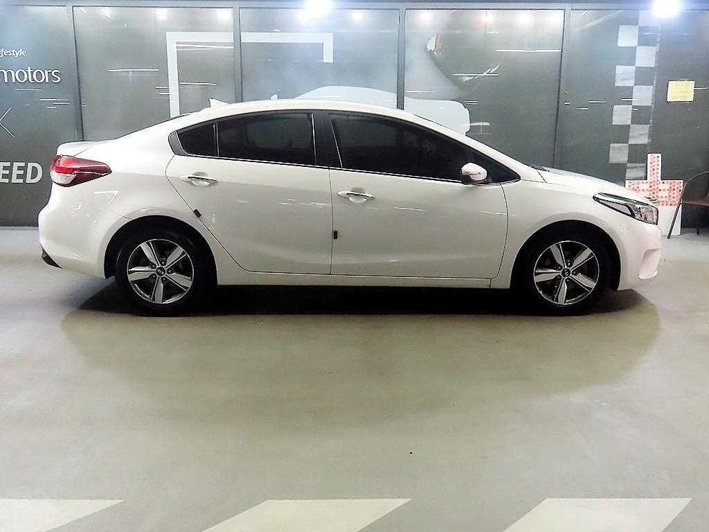 기아 K3 더뉴 K3 1.6 VGT 프레스티지 이미지 3