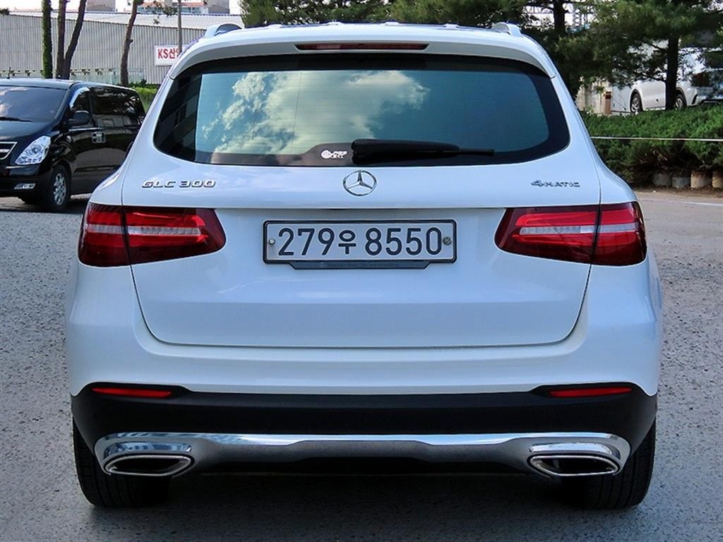 벤츠 GLC 클래스 GLC클래스 X253 GLC 300 4MATIC 이미지 4