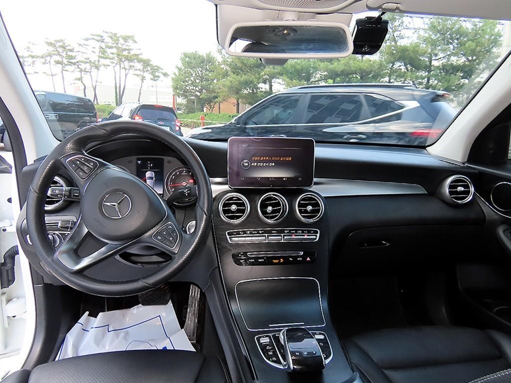 벤츠 GLC 클래스 GLC클래스 X253 GLC 300 4MATIC 이미지 7