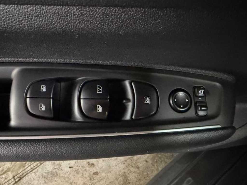 르노코리아(삼성) QM6 더뉴QM6 가솔린 2.0 GDe LE 2WD 이미지 16