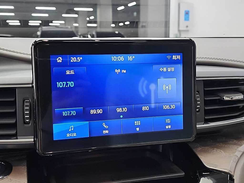 포드 익스플로러 익스플로러 6세대 3.0 AWD 플래티넘 이미지 15
