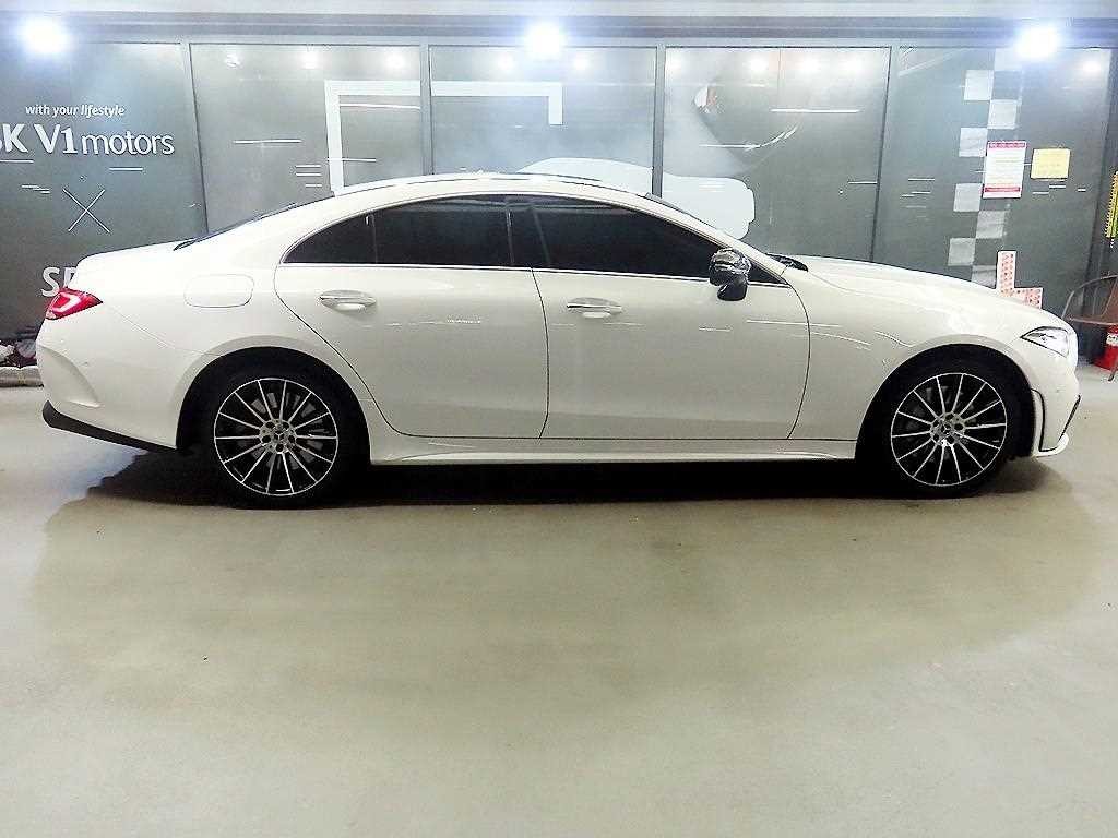 벤츠 CLS 클래스 CLS클래스 C257 CLS 450 4MATIC AMG Line 이미지 3