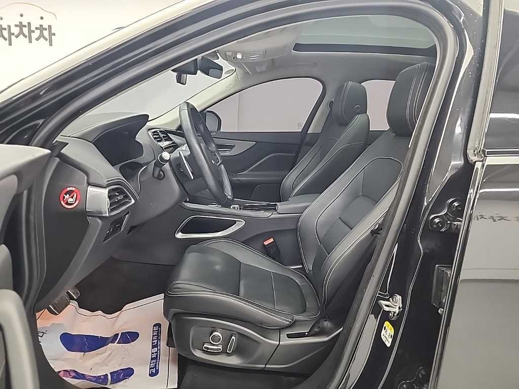 재규어 F-PACE 20d 프레스티지 이미지 11