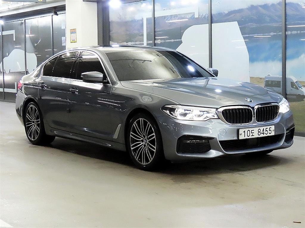 BMW 5시리즈 5시리즈 (G30) 530i M 스포츠 플러스 이미지 1
