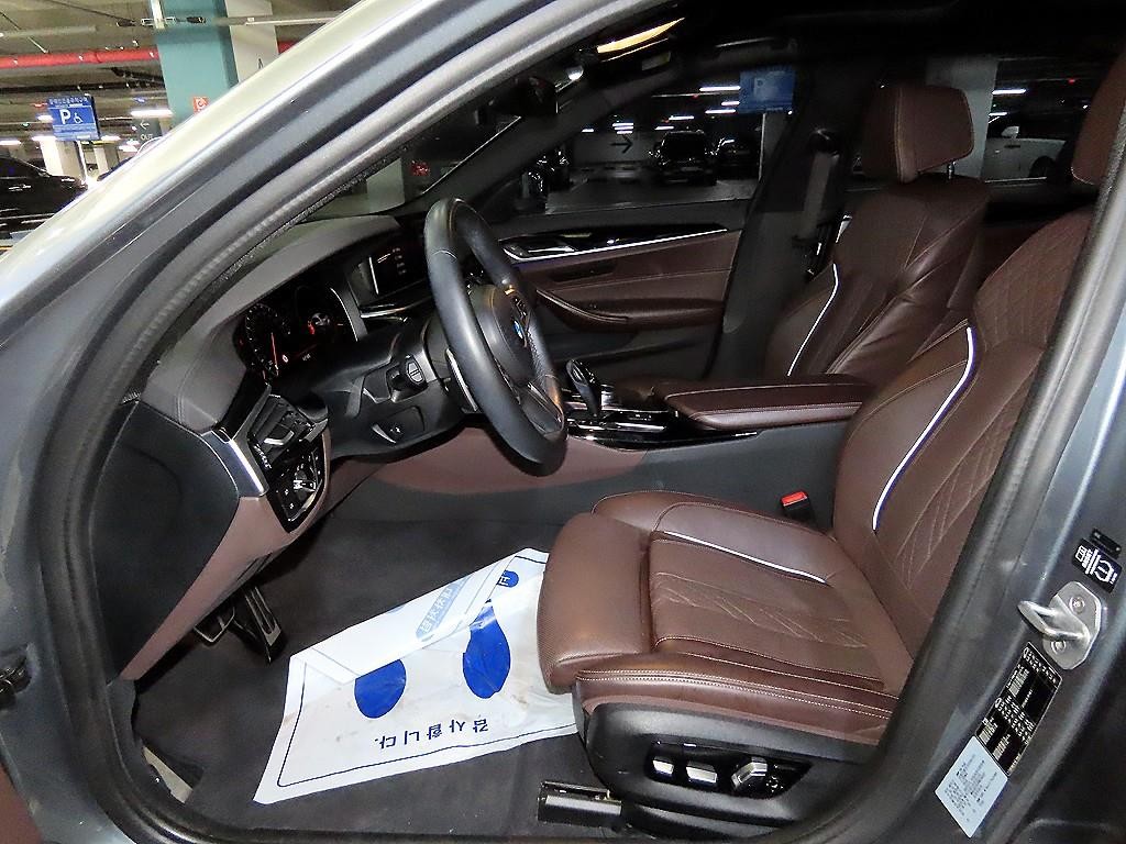BMW 5시리즈 5시리즈 (G30) 530i M 스포츠 플러스 이미지 6