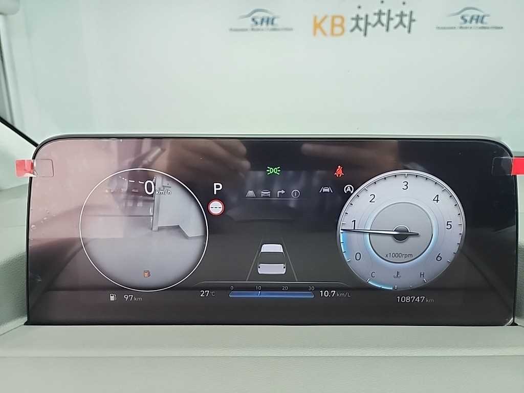현대 스타리아 4WD 디젤 라운지 인스퍼레이션 9인승 이미지 6