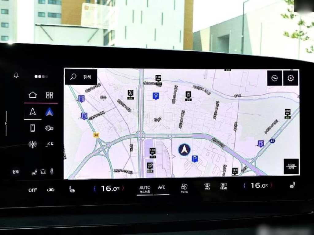 아우디 SQ6 SQ6 e-트론 콰트로 이미지 17