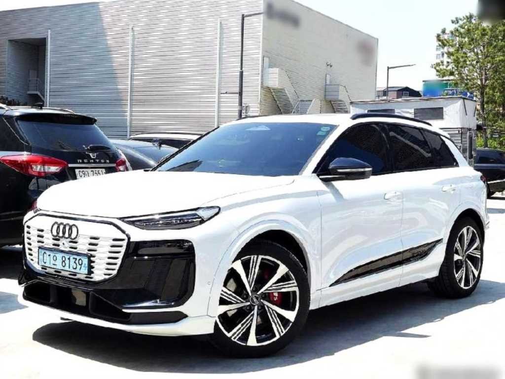 아우디 SQ6 SQ6 e-트론 콰트로 이미지 2