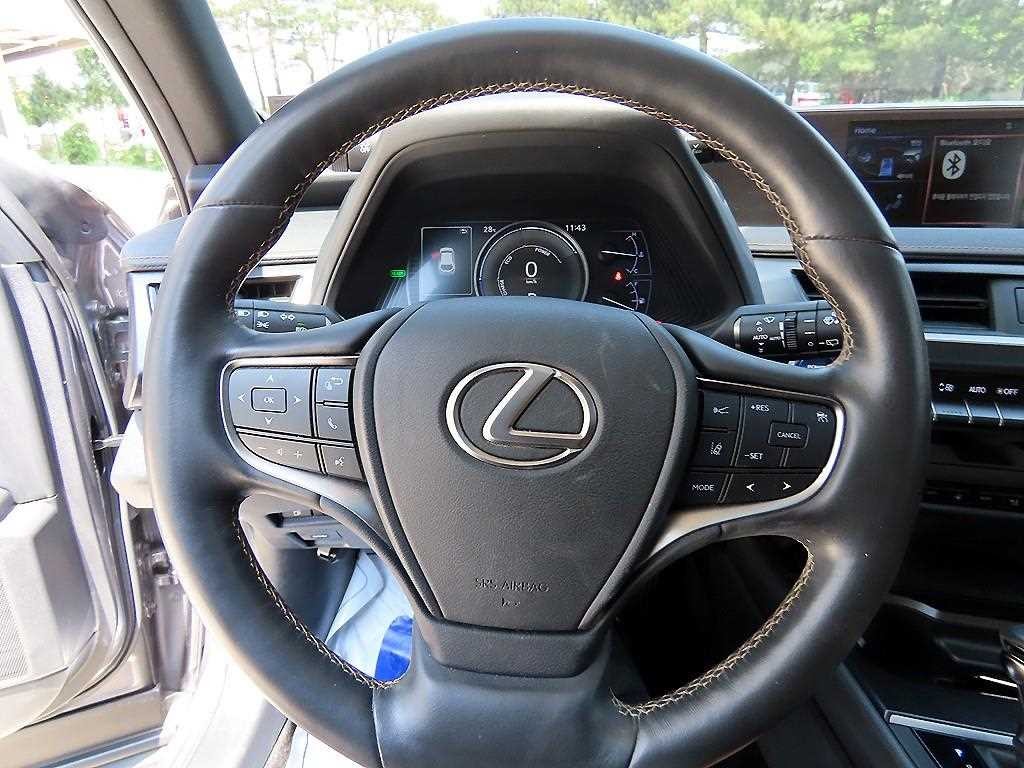 렉서스 UX UX 250h 2.0 2WD 이미지 8