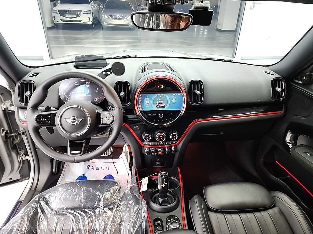 미니 컨트리맨 컨트리맨 (F60) 2.0 JCW ALL4 런치팩 이미지 7
