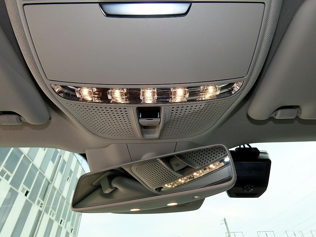 벤츠 E 클래스 E-클래스 W213 E200 아방가르드 이미지 16