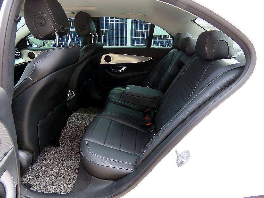 벤츠 E 클래스 E-클래스 W213 E200 아방가르드 이미지 6