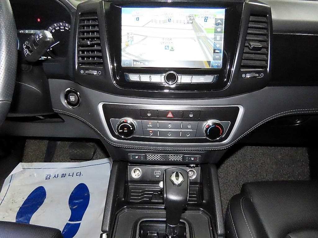 KG모빌리티(쌍용) 렉스턴 렉스턴 스포츠 칸 디젤 2.2 4WD 5링크 프레스티지 스페셜 이미지 11