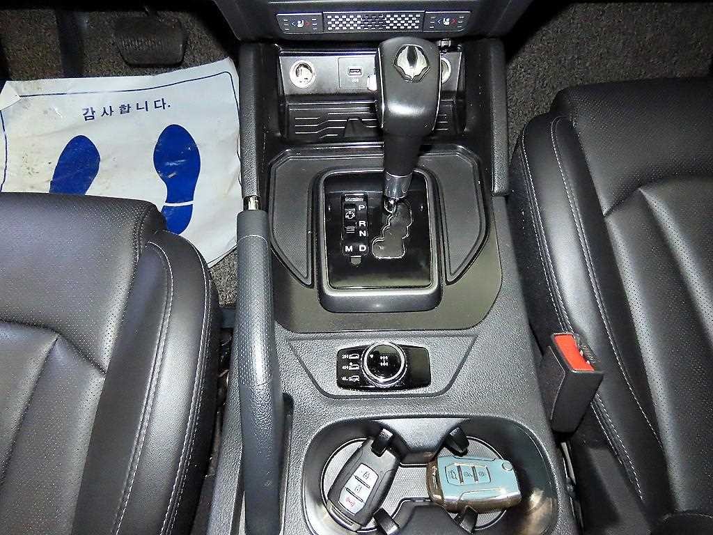 KG모빌리티(쌍용) 렉스턴 렉스턴 스포츠 칸 디젤 2.2 4WD 5링크 프레스티지 스페셜 이미지 12