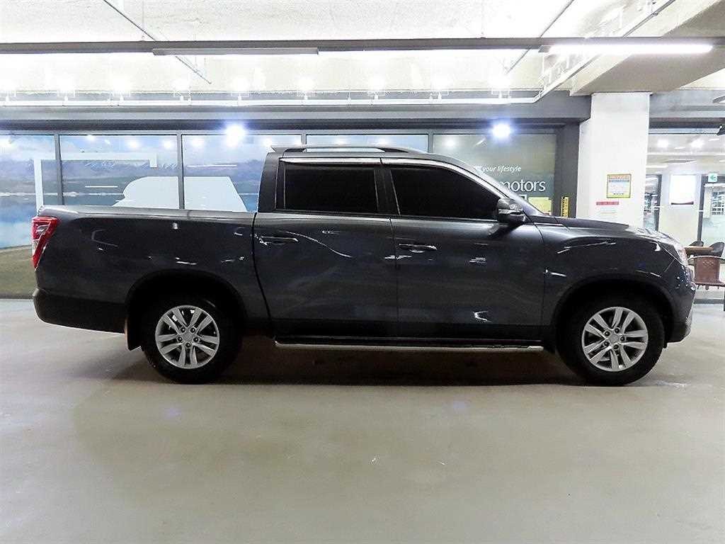 KG모빌리티(쌍용) 렉스턴 렉스턴 스포츠 칸 디젤 2.2 4WD 5링크 프레스티지 스페셜 이미지 3