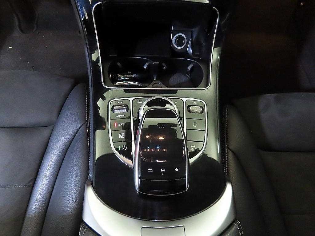 벤츠 GLC 클래스 GLC클래스 X253 GLC 300 4MATIC AMG LINE 이미지 12