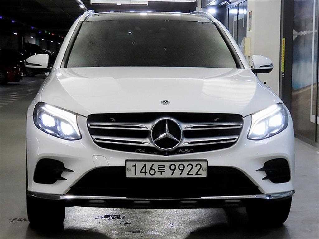 벤츠 GLC 클래스 GLC클래스 X253 GLC 300 4MATIC AMG LINE 이미지 2