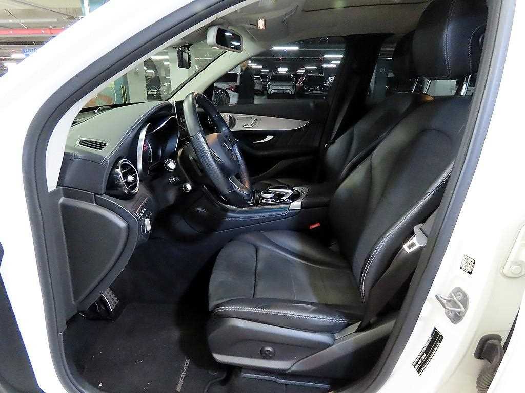 벤츠 GLC 클래스 GLC클래스 X253 GLC 300 4MATIC AMG LINE 이미지 6