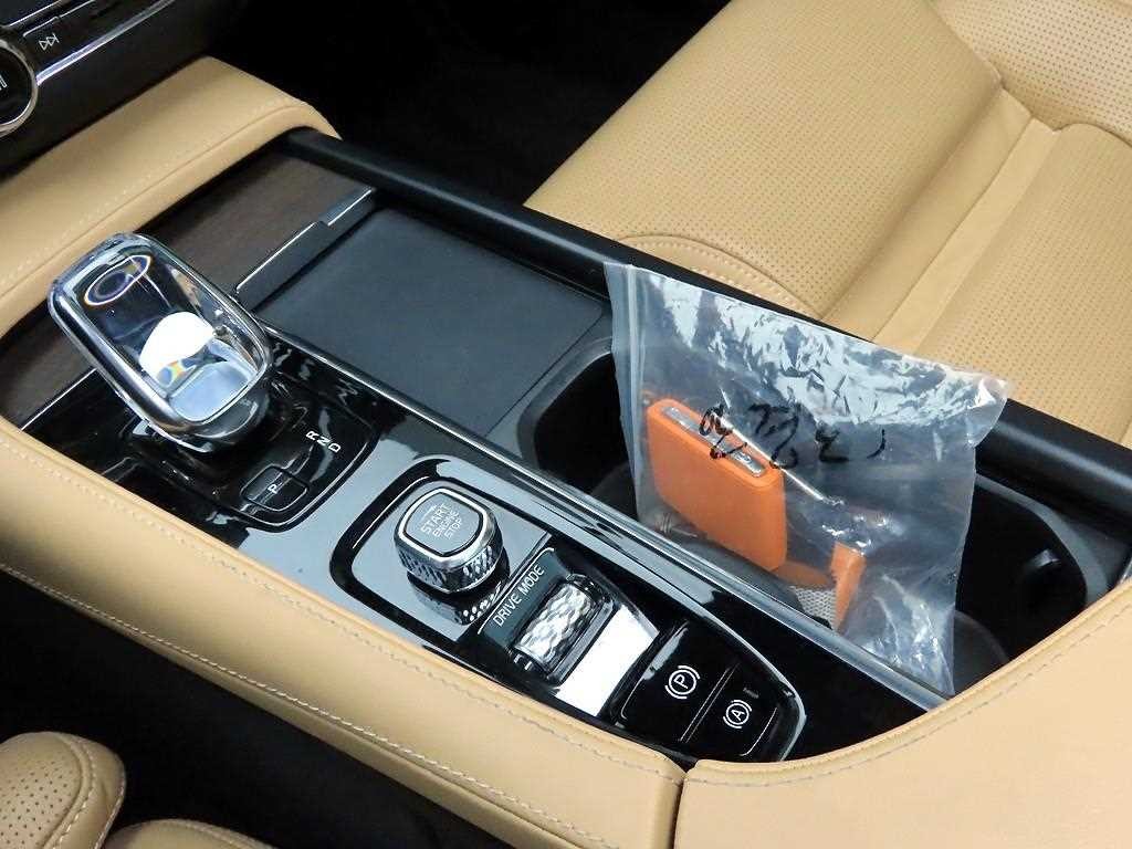 볼보 S90 B6 AWD 인스크립션 이미지 10