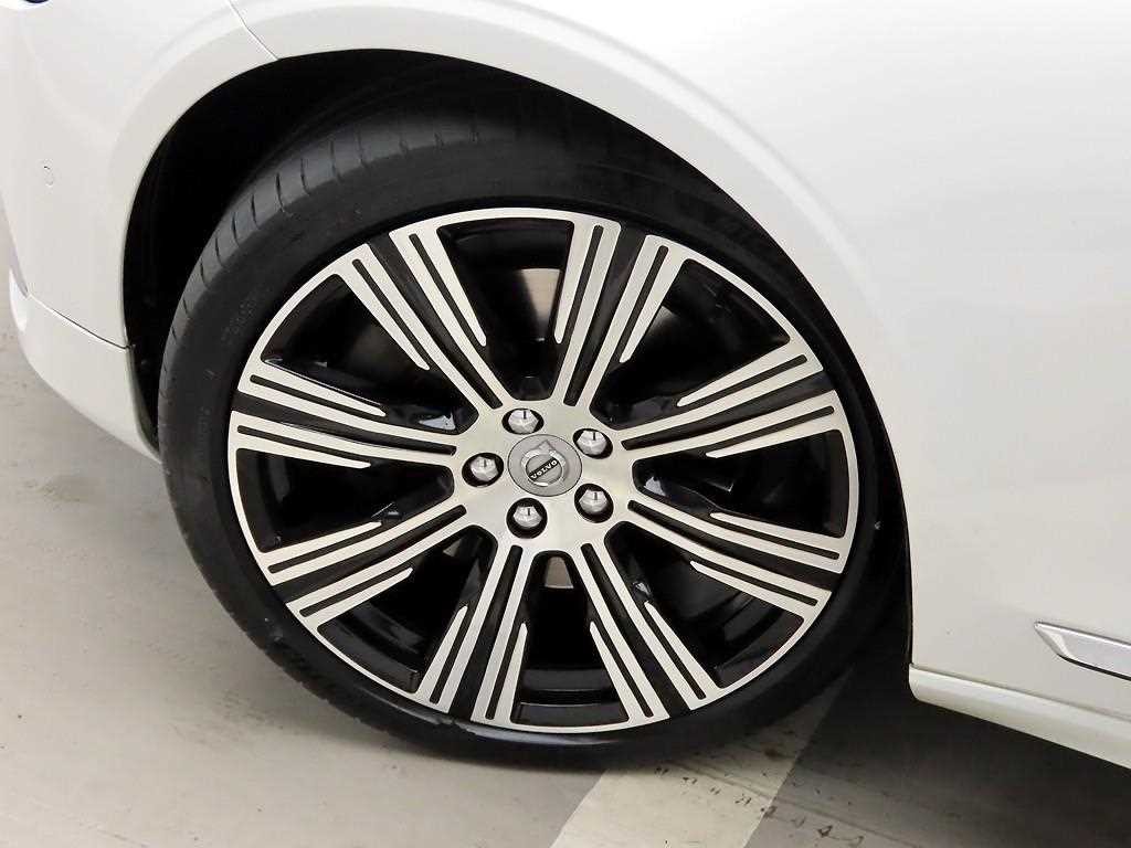 볼보 S90 B6 AWD 인스크립션 이미지 19