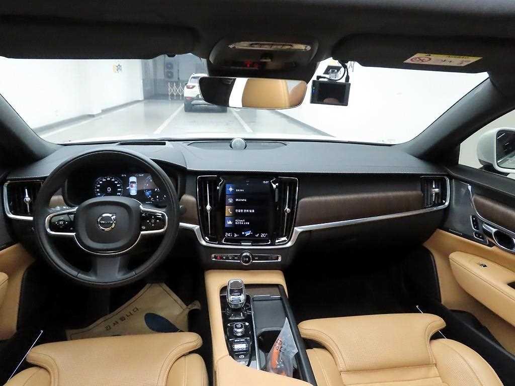 볼보 S90 B6 AWD 인스크립션 이미지 6