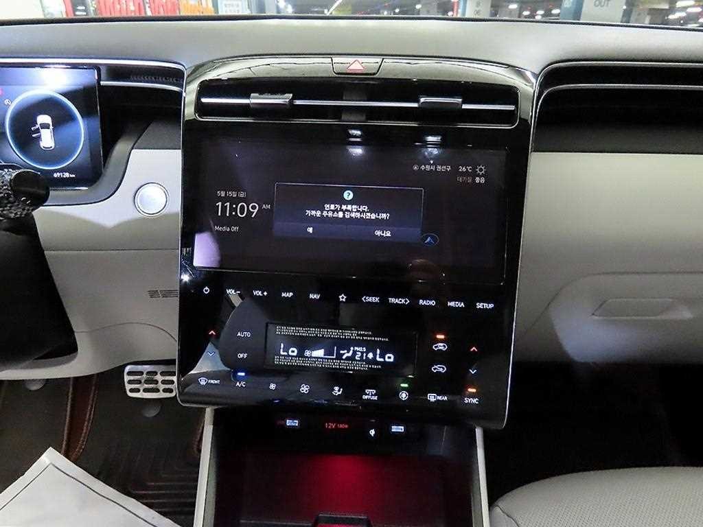 현대 투싼 투싼 (NX4) 가솔린 1.6 터보 2WD 인스퍼레이션 이미지 11