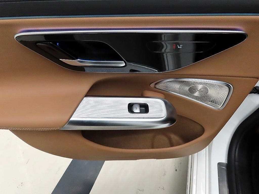 벤츠 E 클래스 E-클래스 W214 E450 4MATIC 익스클루시브 이미지 12