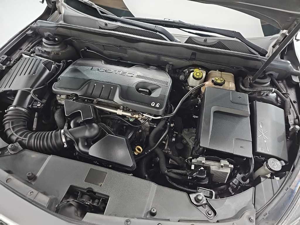 쉐보레 말리부 2.0 LTZ 디럭스 블랙휠 이미지 5