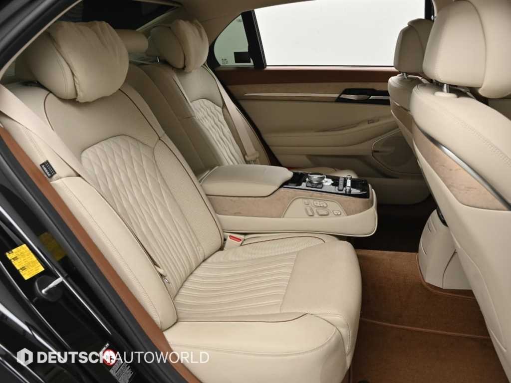 제네시스 G90 3.8 GDI AWD 프리미엄 럭셔리 이미지 12