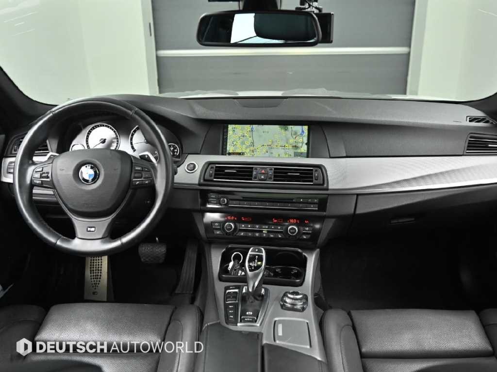 BMW 5시리즈 5시리즈 (F10) 550i xDrive M 스포츠 이미지 7